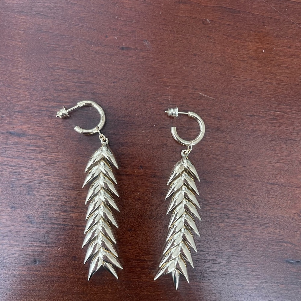 Bevza Medium Spikelet Earrings
